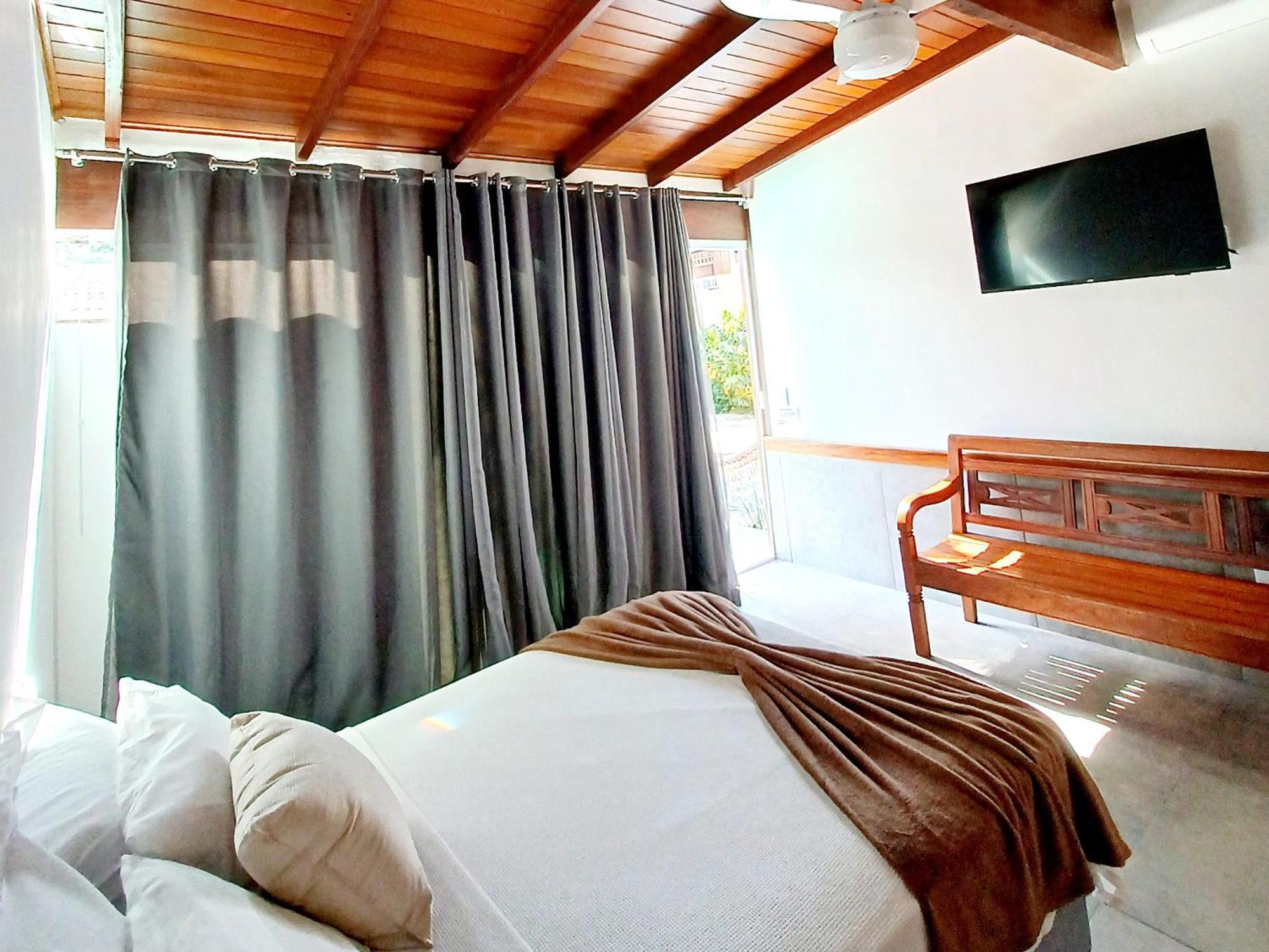 Suites Estou De Ferias Парати Стая снимка